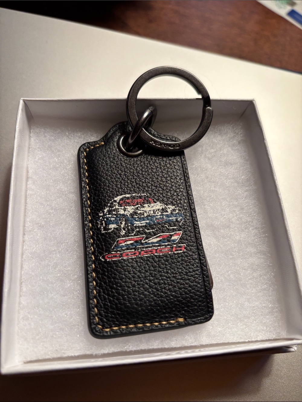 Coach key ring with bottle opener - Picture 4 of 5